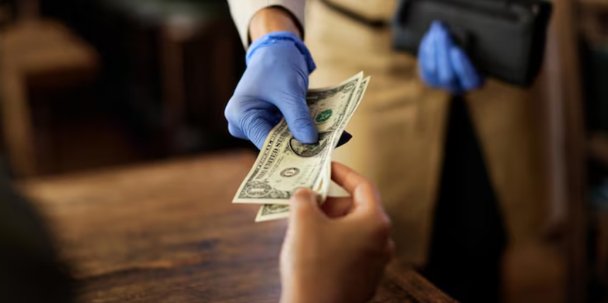 Understanding Singapore Tipping Culture: A Complete Guide for Tourists