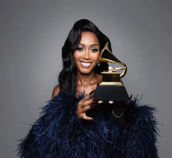 Muni Long Age, Wiki, Bio, Net Worth, Songs, and Career Achievements