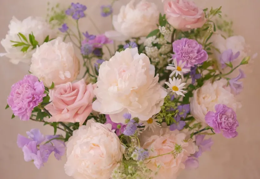 What Florists Want You To Know Before Choosing Mother’s Day Flowers